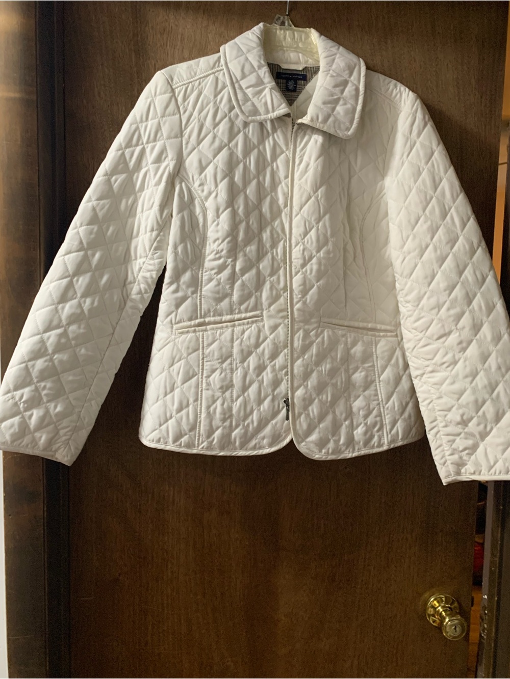 Tommy Hilfiger Off-White Quilted Puffer Jacket with Diamond Stitching & Collar